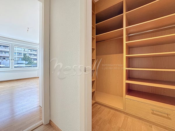 Appartement de standing sur Florissant et à deux pas du Parc Bertrand 12