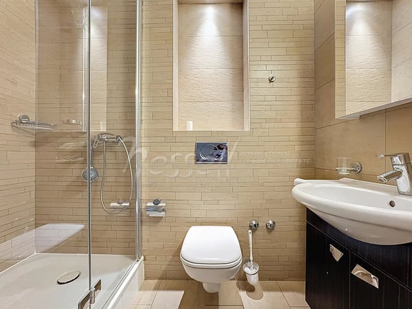 Appartement de standing sur Florissant et à deux pas du Parc Bertrand 11