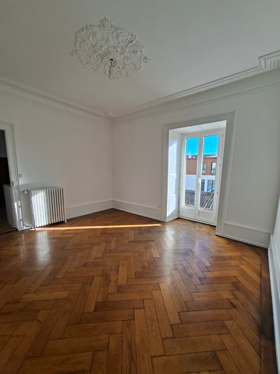 Appartement de 1 pièces au rez-de-chaussée inférieur 1