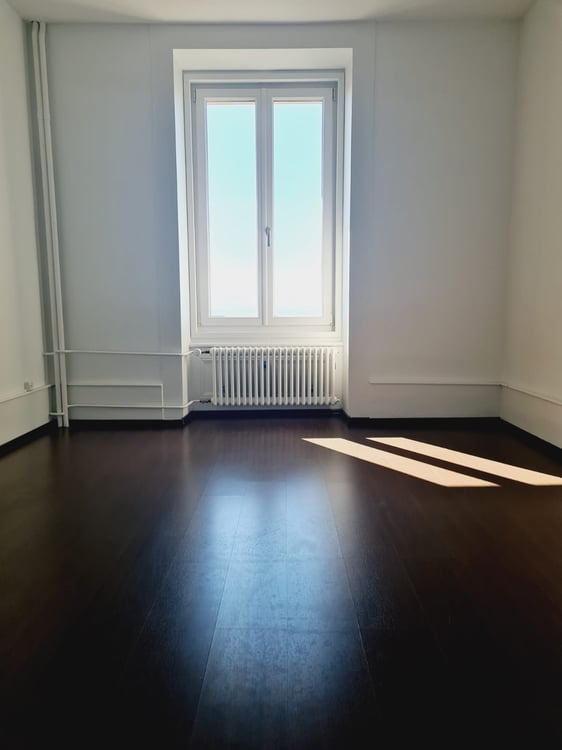 A louer, appartement de 3 pièces au rez-de-chaussée 6
