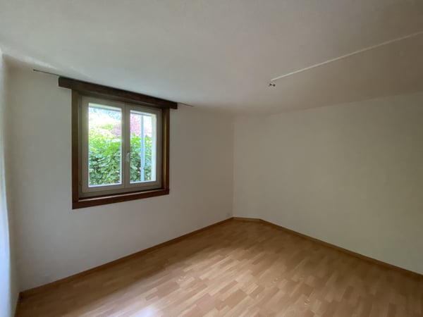 Appartement de 2 pièces avec terrasse au rez-de-chaussée 3