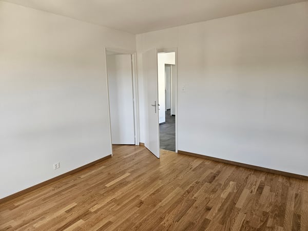 Appartement rénové de 4 pièces au 7ème étage n47 9