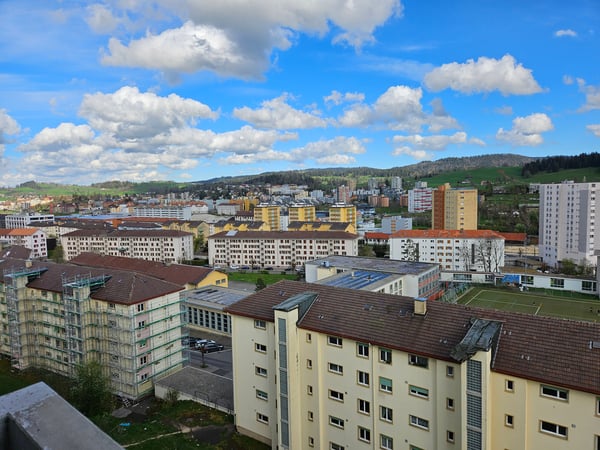Appartement rénové de 4 pièces au 7ème étage n47 10