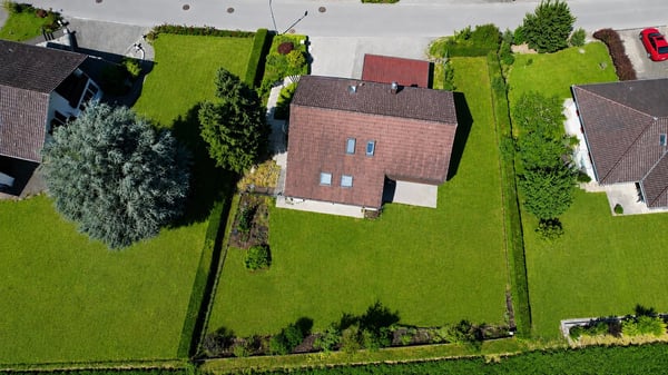 Charmantes Einfamilienhaus in Guschelmuth – Wohnen mit Weitblick und Ruhe 4