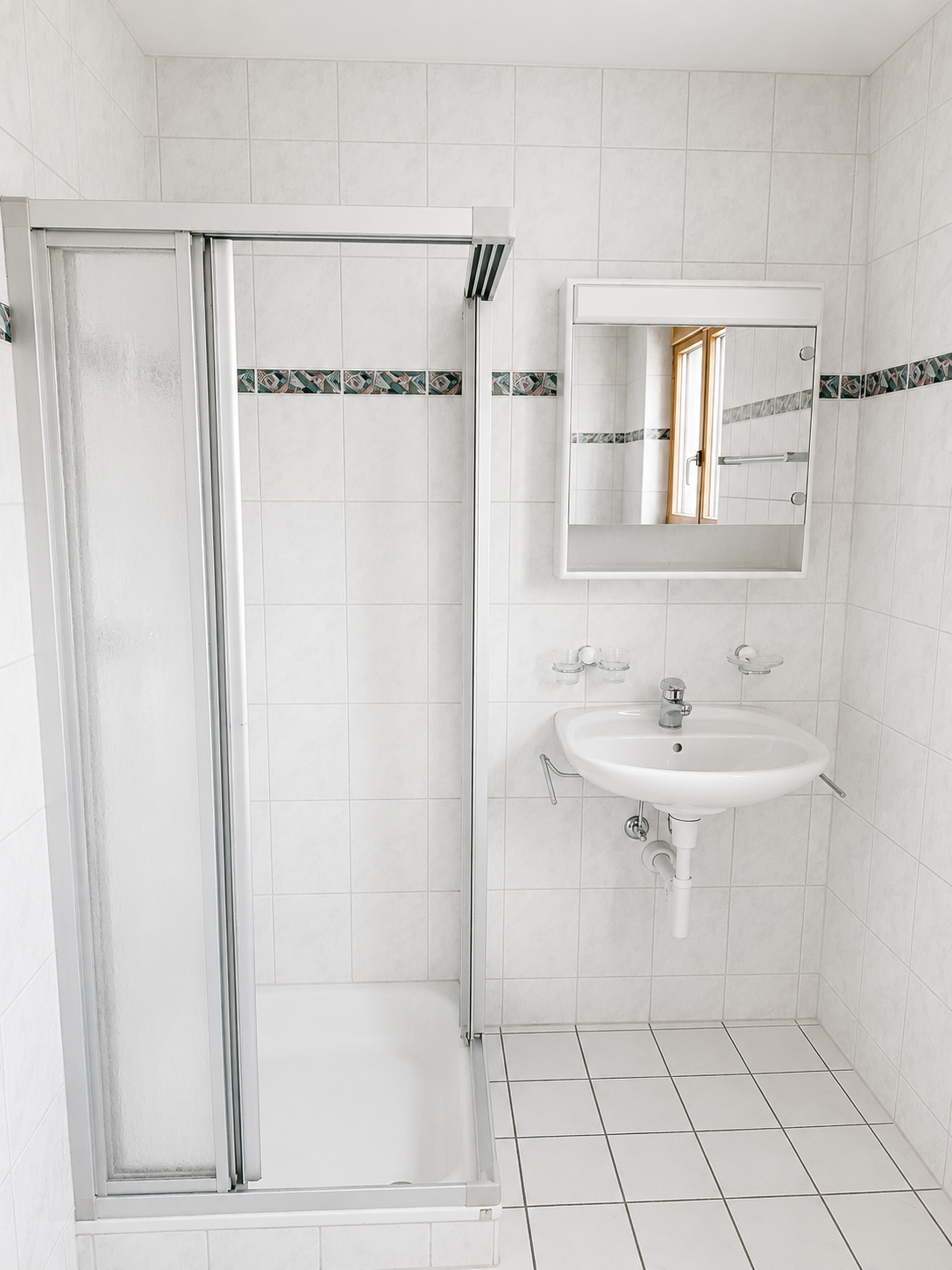 Immobilie in Heitenried - Attraktives Haus mit Einliegerwohnung - Bild 4