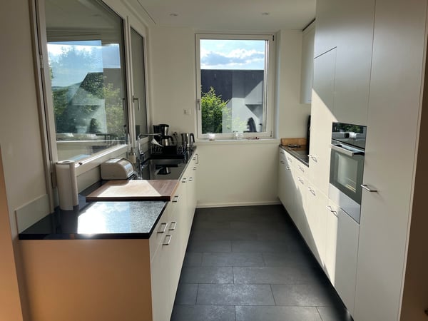 Moderne 3.5-Zimmer-Wohnung mit Balkonen und schöner Aussicht in Riehen 6