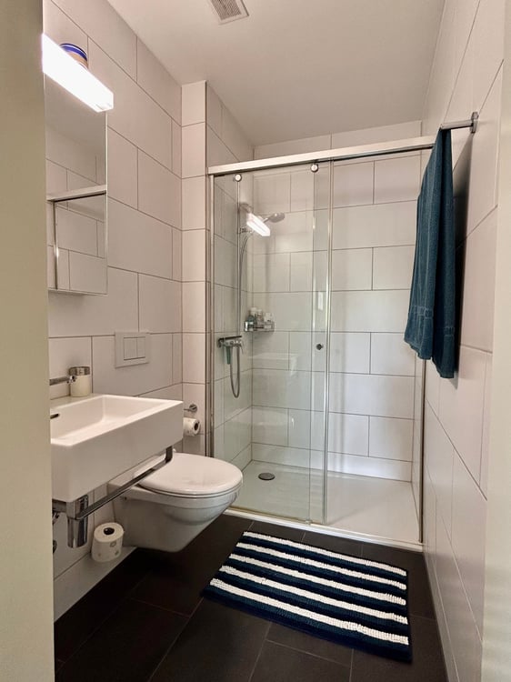 Moderne 3.5-Zimmer-Wohnung mit Balkonen und schöner Aussicht in Riehen 11