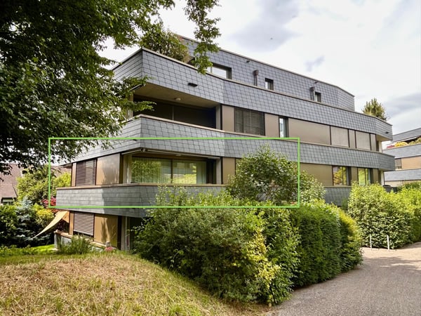 Moderne 3.5-Zimmer-Wohnung mit Balkonen und schöner Aussicht in Riehen 2
