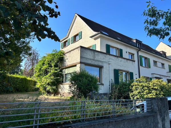 6.5-Zimmer-EFH in der Nähe Haltestelle Burgstrasse in Riehen 2