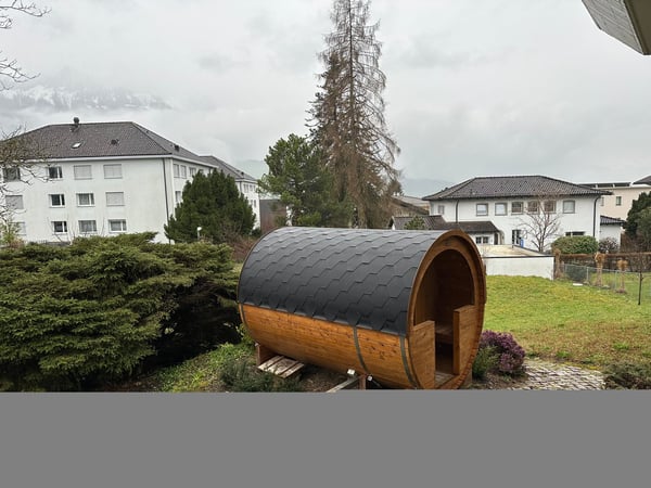 Mehrfamilienhaus in Schwyz mit vielseitigen Perspektiven 3