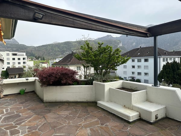 Grosszügige 4.5-Zimmer-Wohnung mit Balkon und Loggia in Schwyz 14