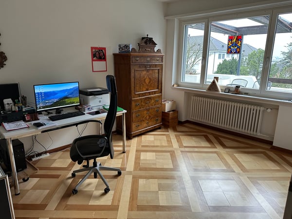 Grosszügige 4.5-Zimmer-Wohnung mit Balkon und Loggia in Schwyz 6