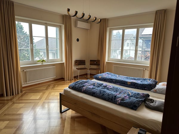 Grosszügige 4.5-Zimmer-Wohnung mit Balkon und Loggia in Schwyz 5