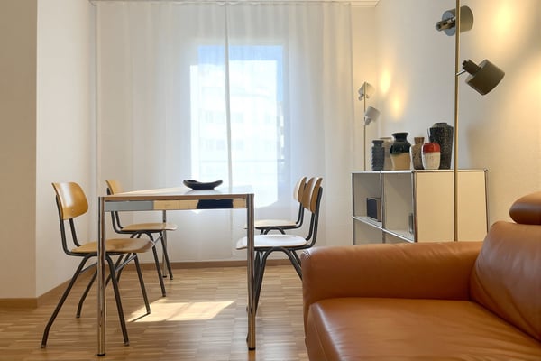 Möblierte 1.5 Zimmer-Wohnung an Top Lage in Zug 4