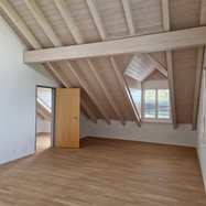 Helle 4.5-Zimmer-Maisonette-Wohnung mit Balkon und Seesicht in Pfäffikon 6