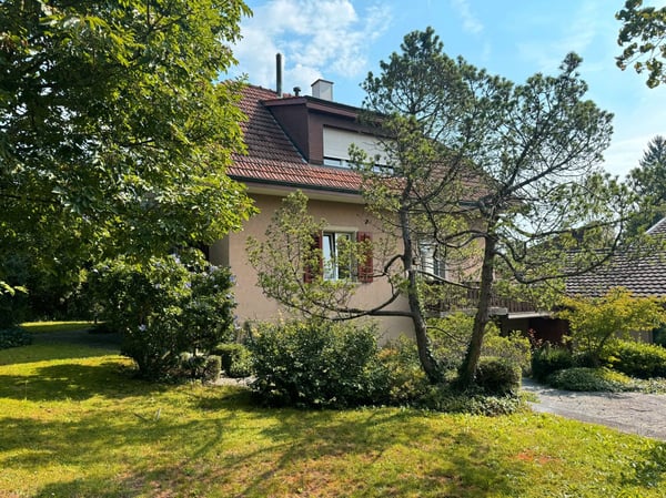 Einseitig angebautes 1.5-Zimmer-Einfamilienhaus 2