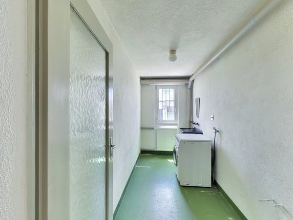 Freistehendes Einfamilienhaus mit traumhafter Fernsicht an sonniger Aussichtslage in Hüttwilen 14