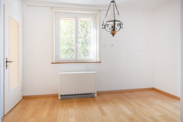 Älteres, freistehendes 5,5-Zimmer-Einfamilienhaus in Büsingen auf grossem Grundstück 9