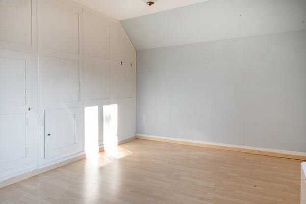 Älteres, freistehendes 5,5-Zimmer-Einfamilienhaus in Büsingen auf grossem Grundstück 11