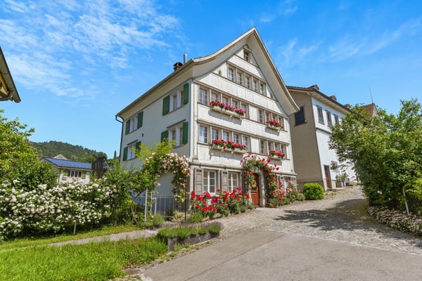 Das Wohnjuwel -  vollumfänglich renoviert -  an einer Sackgasse! 1