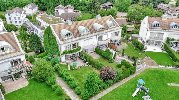 Reihenendhaus  auf 4 Etagen mit gemütlichem Garten -  inkl.2 TG-Boxen 1