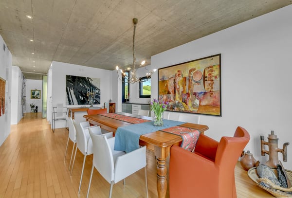 Ein Haus mit klarer Formsprache und starker Präsenz, zögern Sie nicht! 8