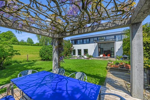 Ein Haus mit klarer Formsprache und starker Präsenz, zögern Sie nicht! 1