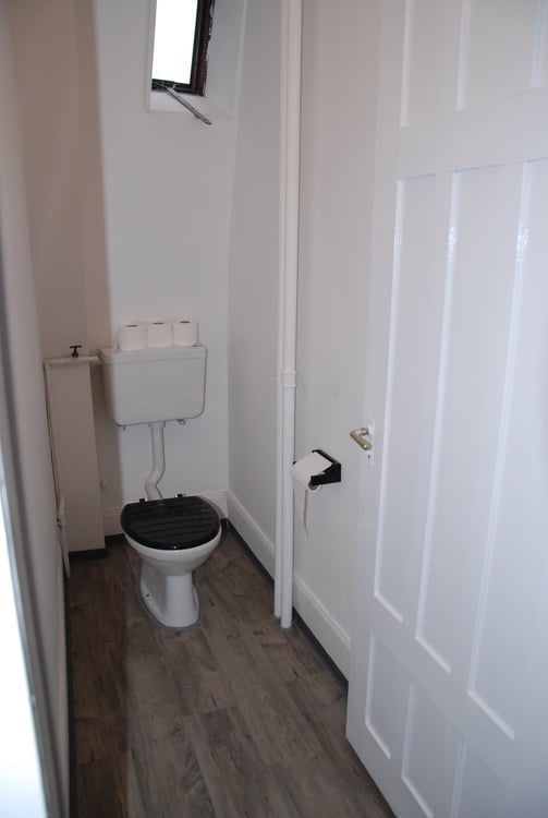 4 1/2-Zi. grosse, charmante Altbauwohnung 4