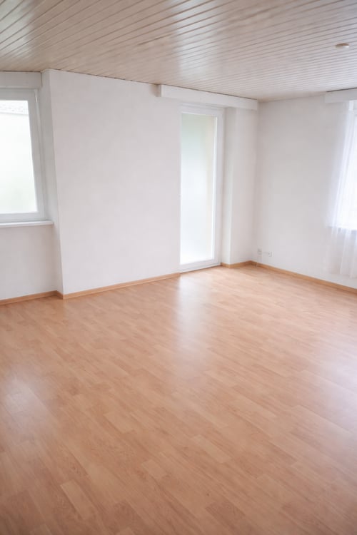 Schöne 2.5 Zimmer-Wohnung an guter Lage zu vermieten 3