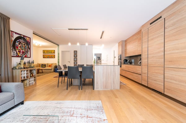 Superbe appartement de 1.5 pièces avec un jardin au centre de Nyon 2