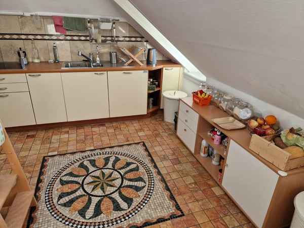Appartement de 4 pièces dans les combles 8