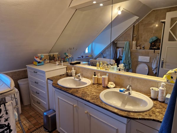 Appartement de 4 pièces dans les combles 13