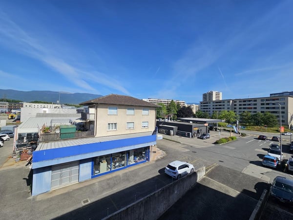 Bureaux à vendre à Nyon 5