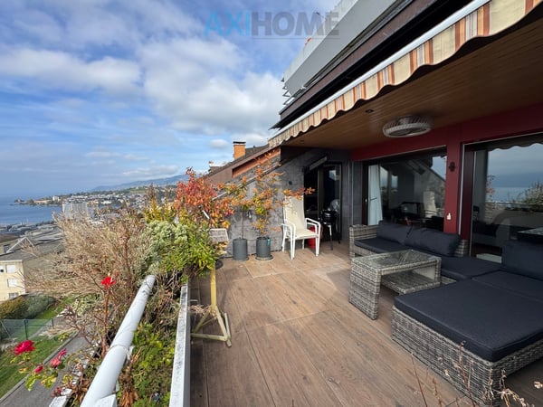 Une adresse privilégiée à Montreux ! 1.5 pièces vue lac avec balcon 2