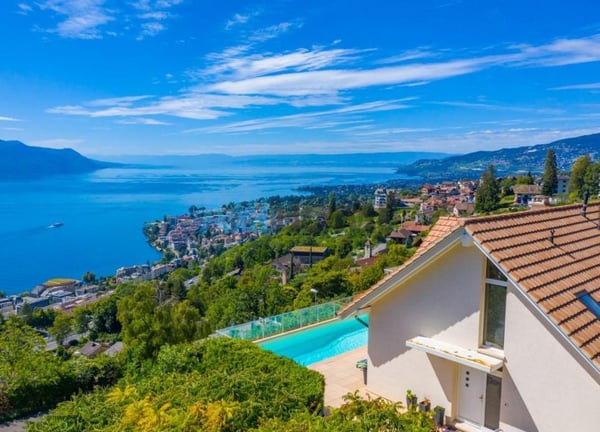 somptueuse vue sur le lac pour cette villa individuelle de 5.5 pièces 2