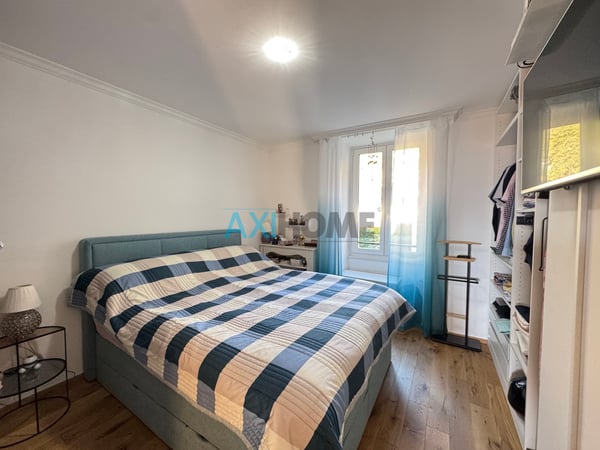 EN EXCLUSIVITÉ, à deux pas du lac avec vue exceptionnelle 11