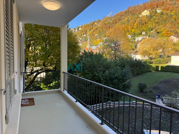 EN EXCLUSIVITÉ, à deux pas du lac avec vue exceptionnelle 13