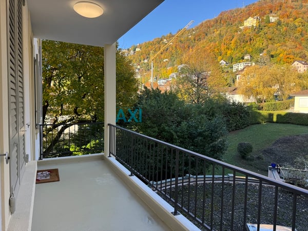 EN EXCLUSIVITÉ, à deux pas du lac avec vue exceptionnelle 13