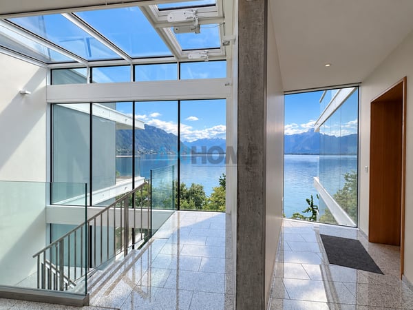 MONTREUX - Adresse d'exception en première ligne face au Léman 7