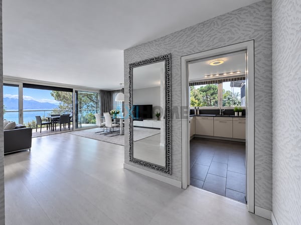MONTREUX - Adresse d'exception en première ligne face au Léman 5