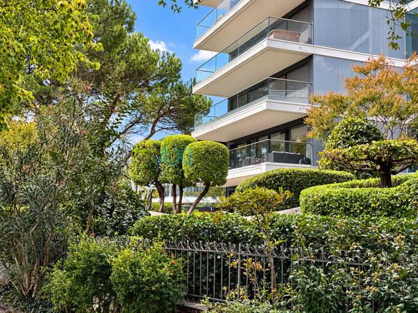MONTREUX - Adresse d'exception en première ligne face au Léman 10