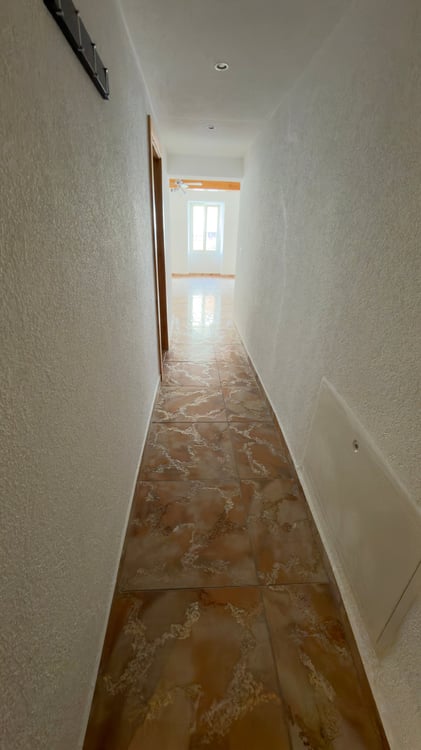Loft lumineux avec poutres apparentes à louer à Martigny-Bourg 7