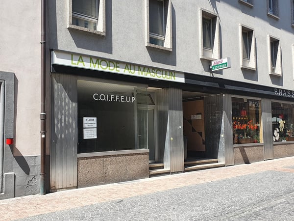 Local commercial salon de coiffure – Martigny 5