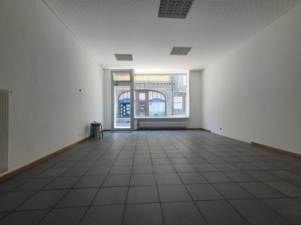 Local commercial salon de coiffure – Martigny 2