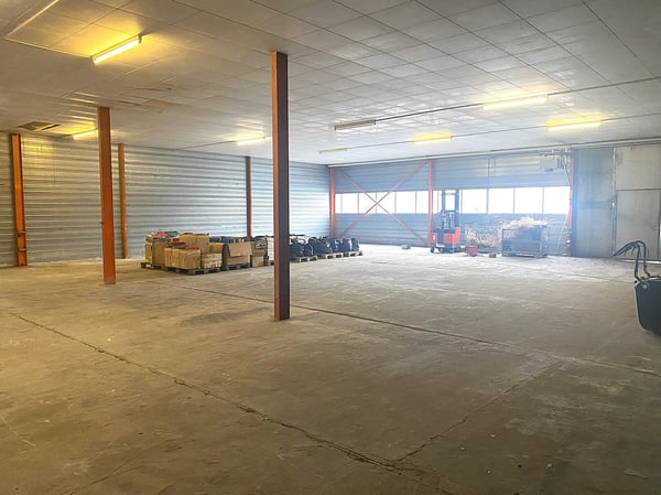 Halle 8'013 m3 et/ou Terrain  3'671 m2 / Aigle / EXCLUSIVITE 4