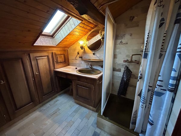 Maison individuelle - Garage - Très grand extérieur 14