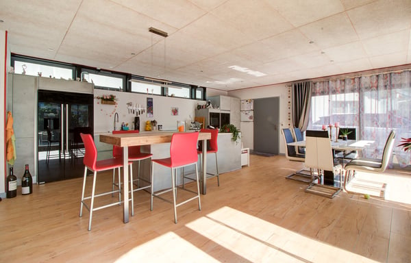 Terrasse de 130 m2 – Un seul niveau – nombreuses places de parc 7