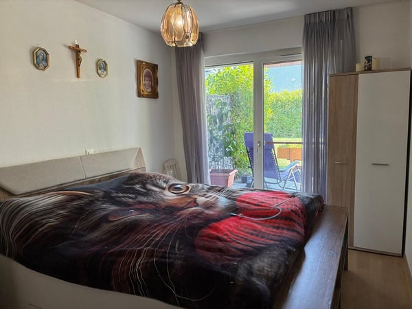 REZ avec terrasse et accès pelouse – 2 places de parc 8