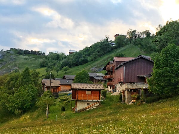 Chalet (1700) / Uberrotafen (Leuk) / EXKLUSIVITÄT / (Sprache D und FR)