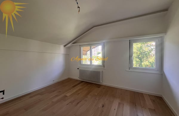 Magnifique appartement de 1.5 pièces en attique, totalement rénové en 2023 ! 12